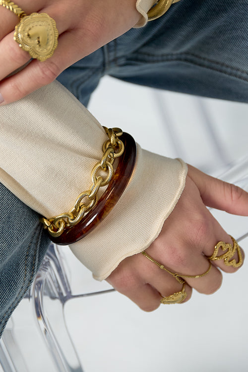 Combined shackle bracelet