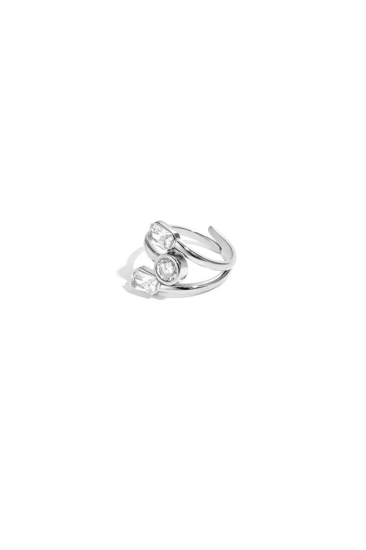 Anello con pietre diverse