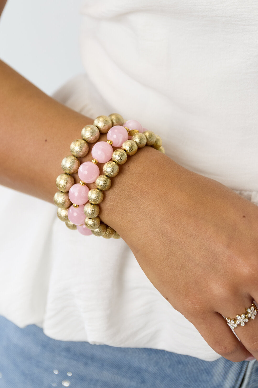 Set di 3 bracciali con perline